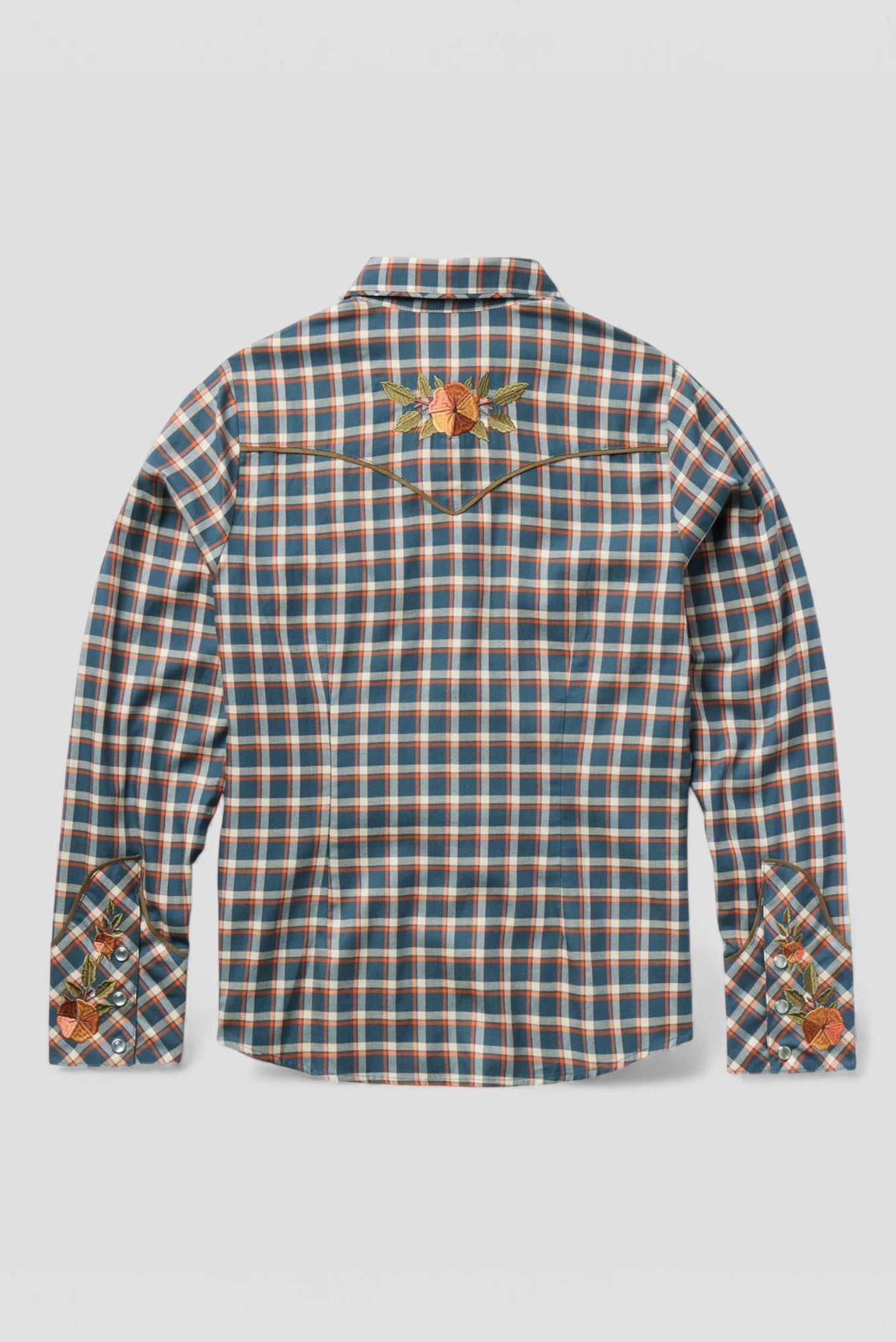 Women's Embroidered Pearl Snap