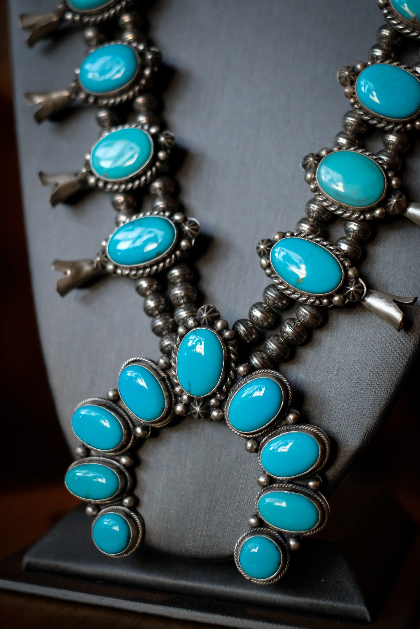 Kingman Turquoise Squash Blossom Necklace | Bob Becenti (Navajo) #2531 Pat Seeds