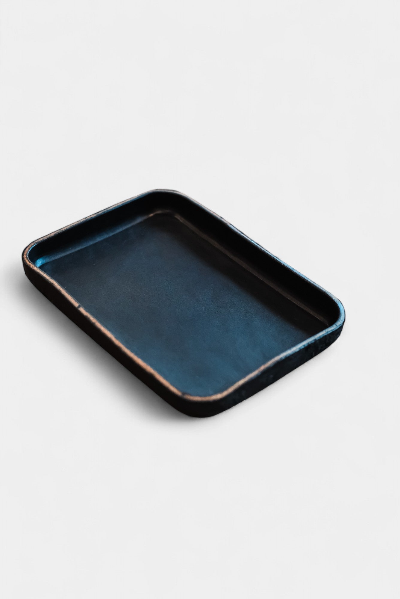 Molded Leather Tray Bell & Oak
