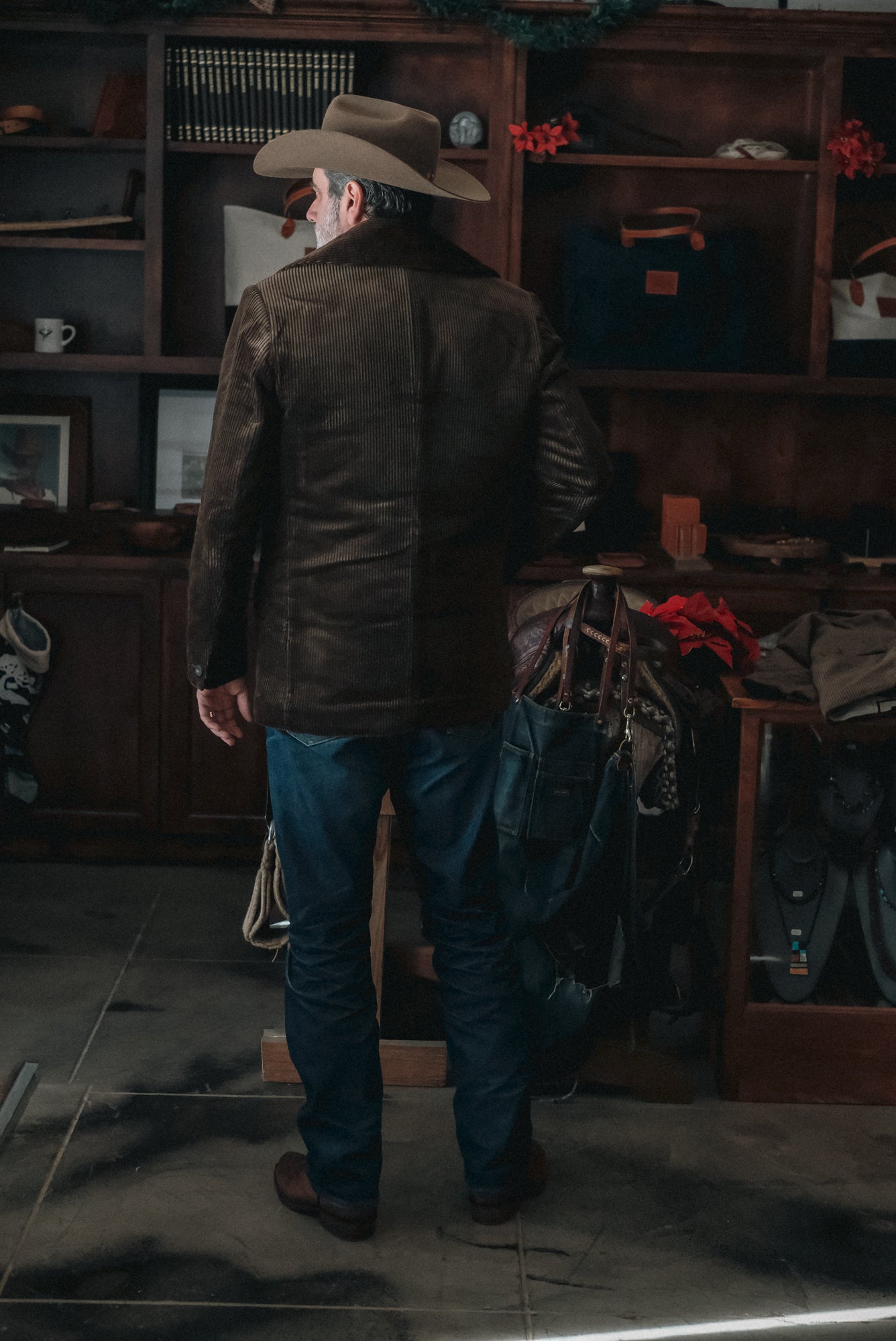 Western-Inspired Men's Corduroy Jacket - Brown