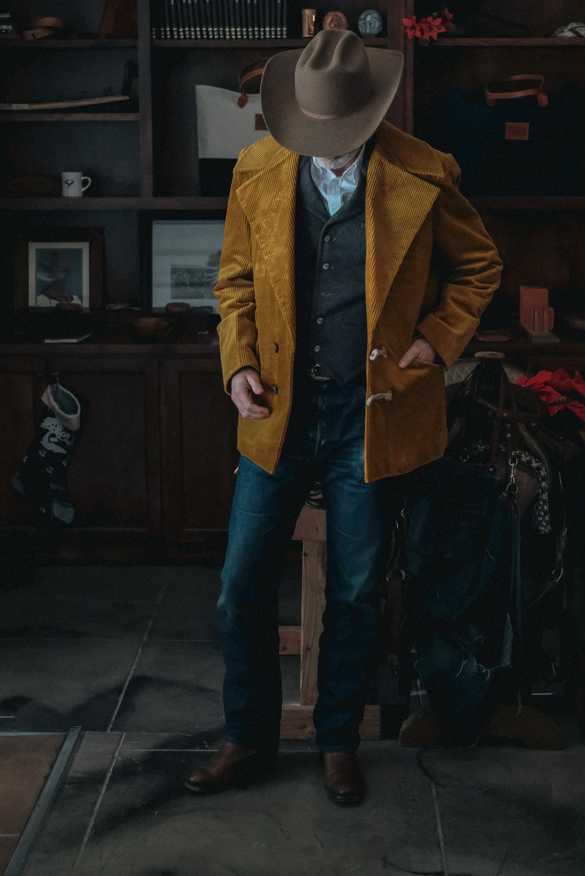 Western-Inspired Men's Corduroy Jacket - Gold Ryan Originals