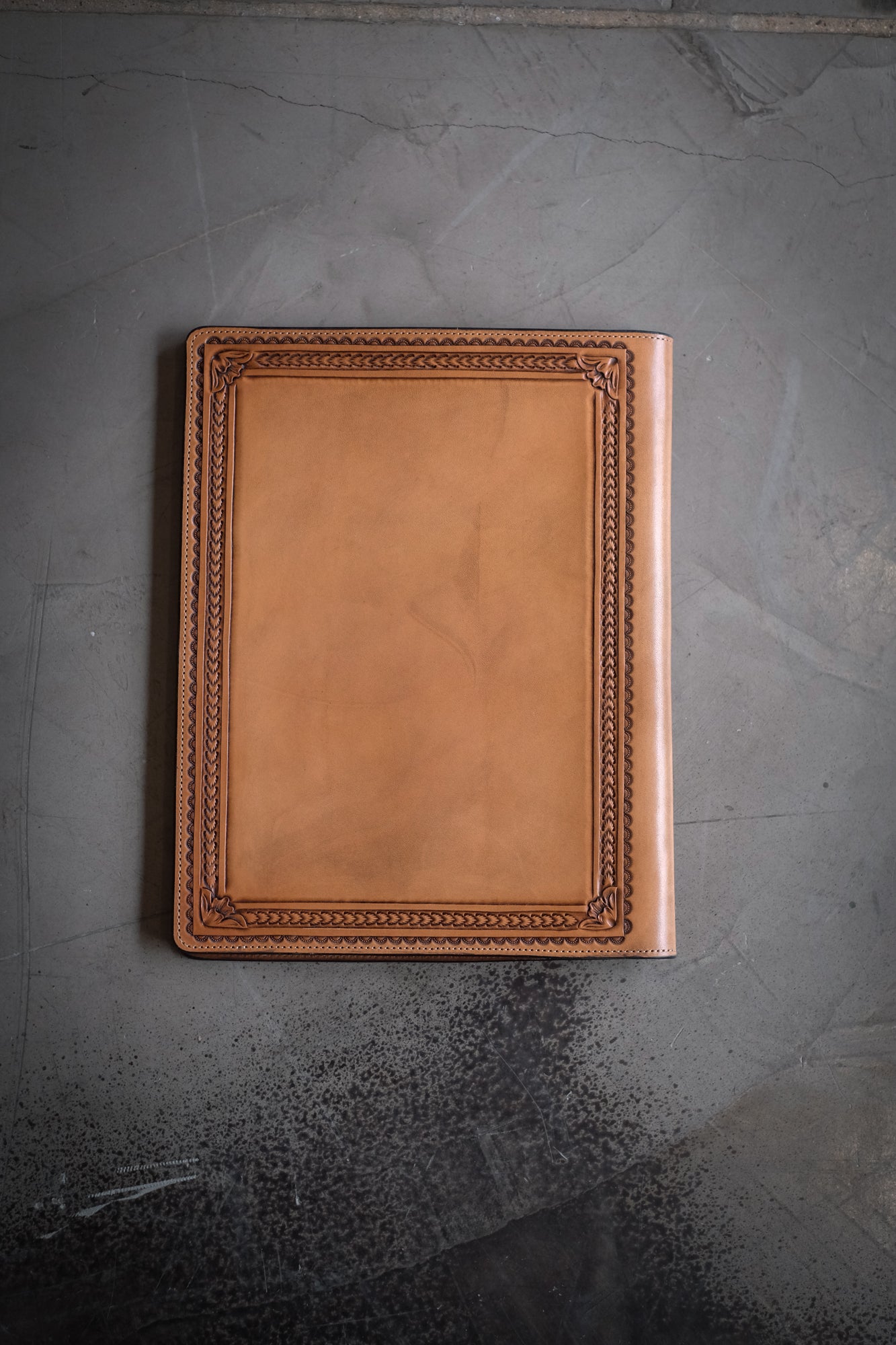 Custom 12.75 x 10.5 Large Western Portfolio